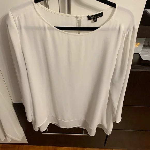 Flared blouse - Picture 2 of 7